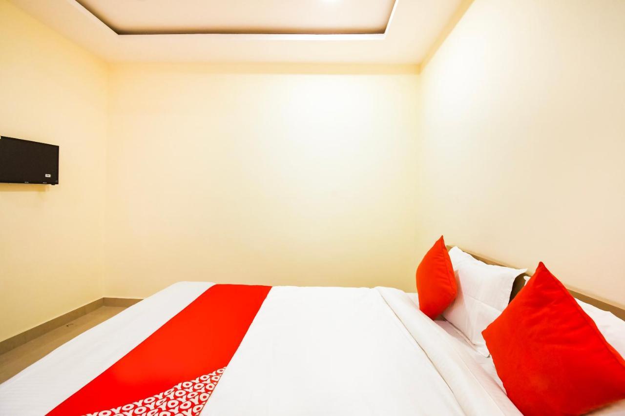Oyo Flagship 45586 Hotel Airport Inn Rāipur Eksteriør billede