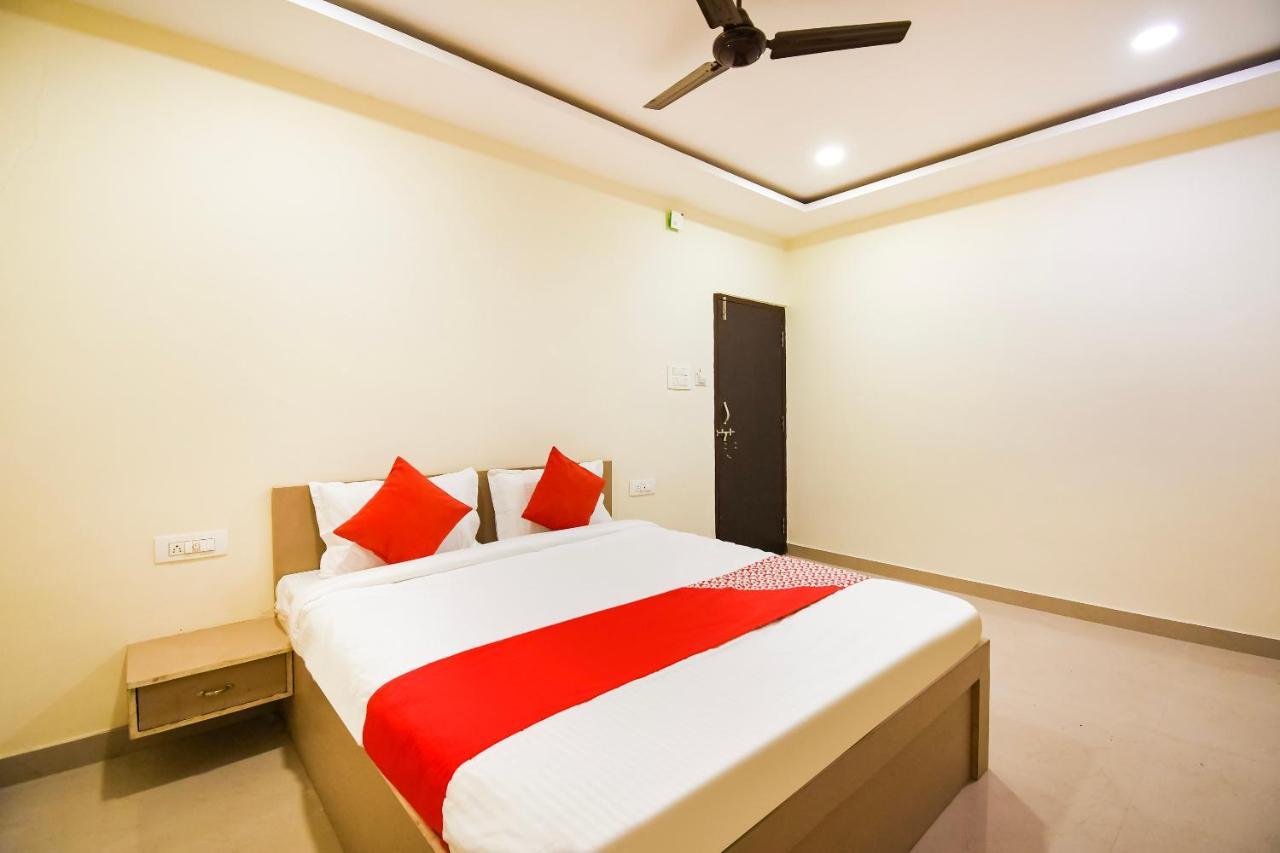 Oyo Flagship 45586 Hotel Airport Inn Rāipur Eksteriør billede