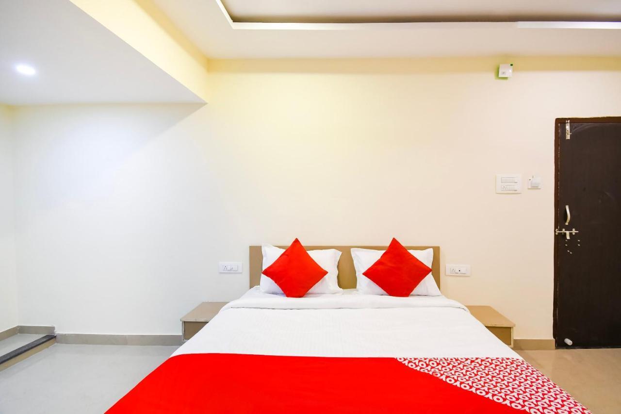 Oyo Flagship 45586 Hotel Airport Inn Rāipur Eksteriør billede