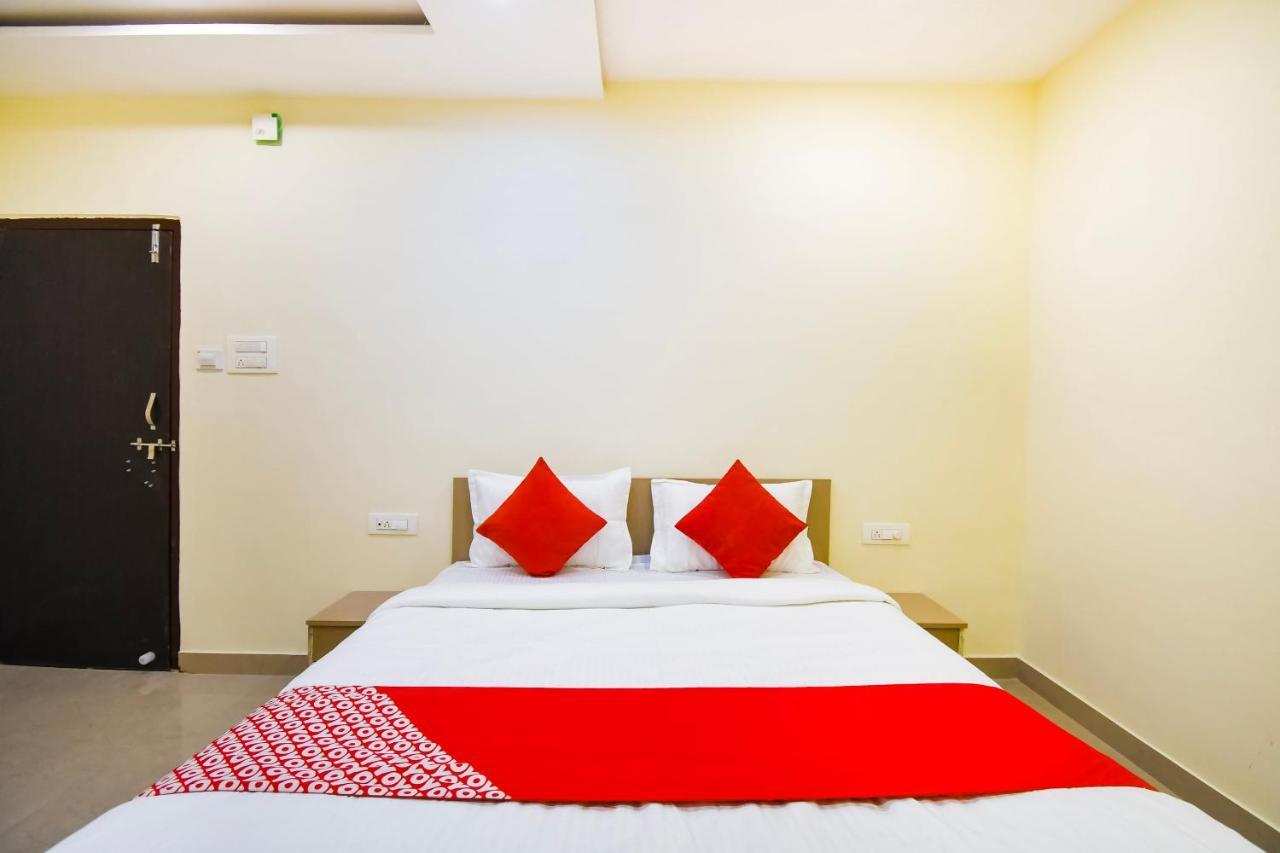 Oyo Flagship 45586 Hotel Airport Inn Rāipur Eksteriør billede